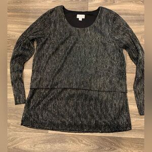 Joan Rivers chiffon overlay long sleeve top.  Size: M Oversized will fit a large